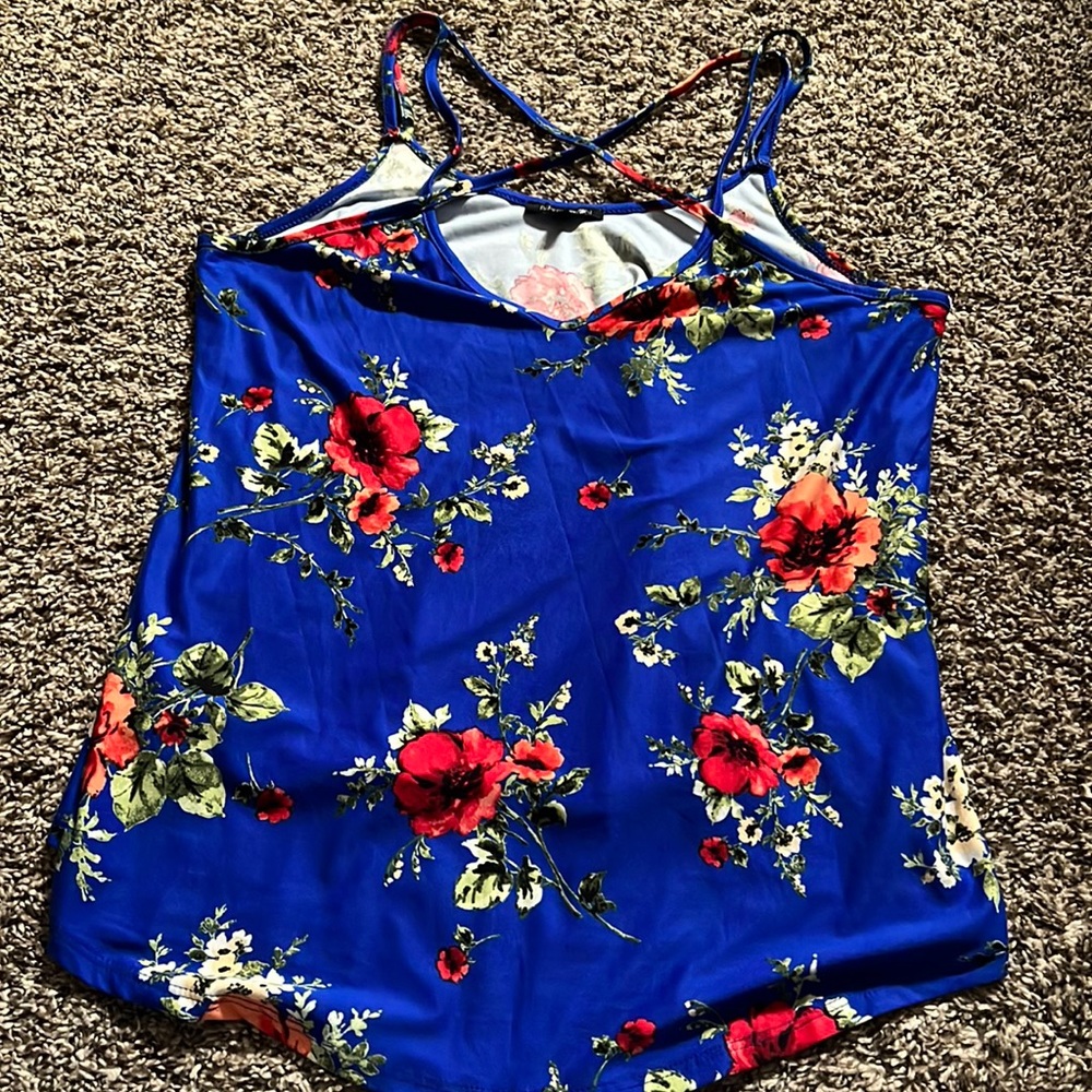 Women’s tank top